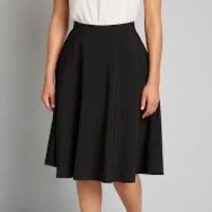 ModCloth Just This Sway Skirt